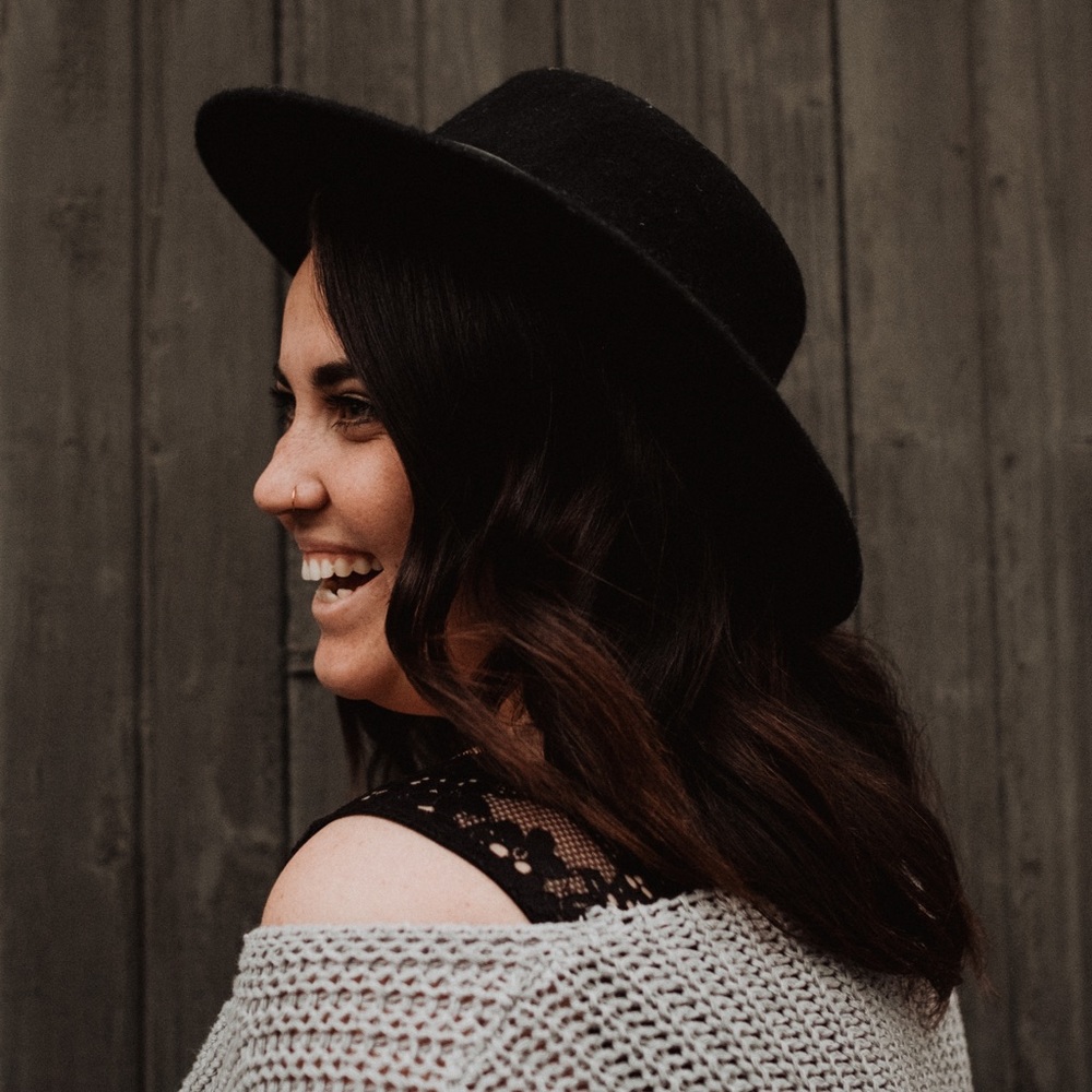 Meet your Posher, Kayla
